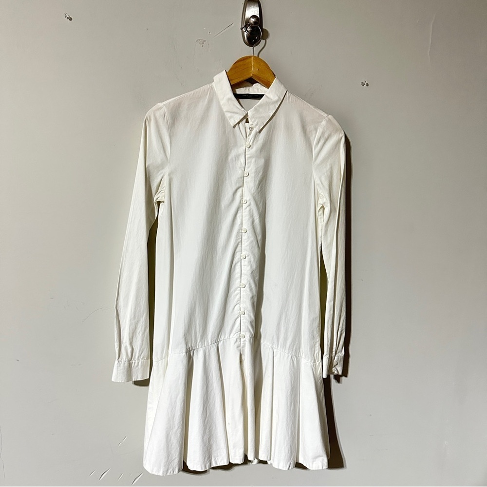 👉 Zara Trafaluc White Button Down Longline Shirt Dress – Women’s XS